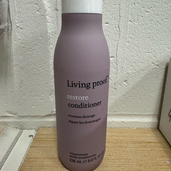 Living proof restore shampoo, conditioner and leave-in kit - Picture 6 of 7